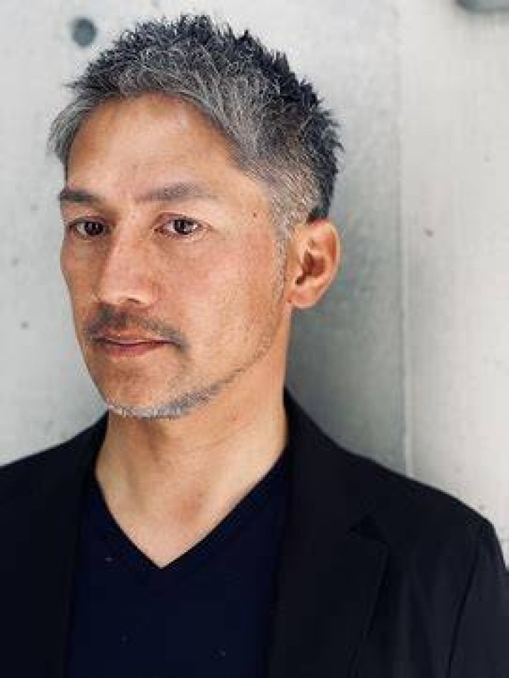 シルバー ヘア メンズ 40 代